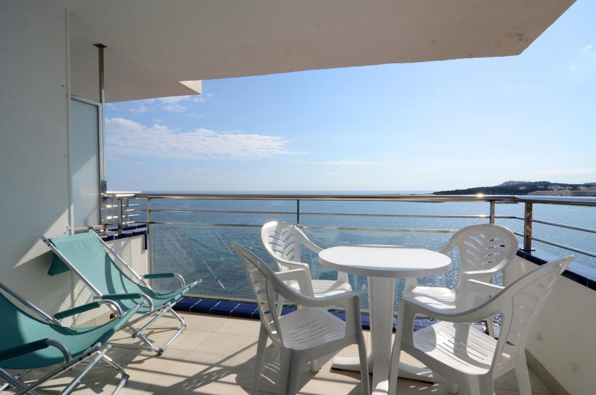 Apartament Front Mar - L' Escala